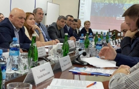 Гаджи Гаджиев принял участие в расширенном заседании рабочей группы при Совете при Главе Республики Дагестан