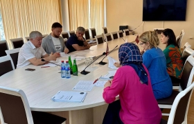 Хаджимурад Исрапилов провел встречу по реализации образовательного модуля «СВОЙ Бизнес»